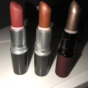 Red Pepper, Undergound, and Rihanna (to compare).